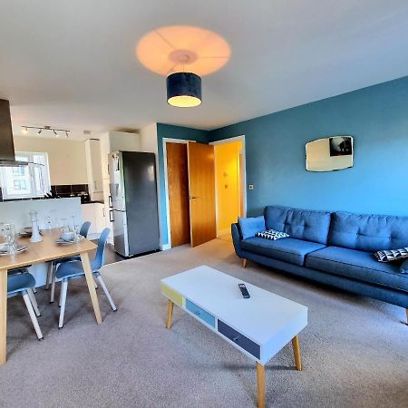 Luxury 2-Bedroom Service Apartment With Balcony Manchester Zewnętrze zdjęcie