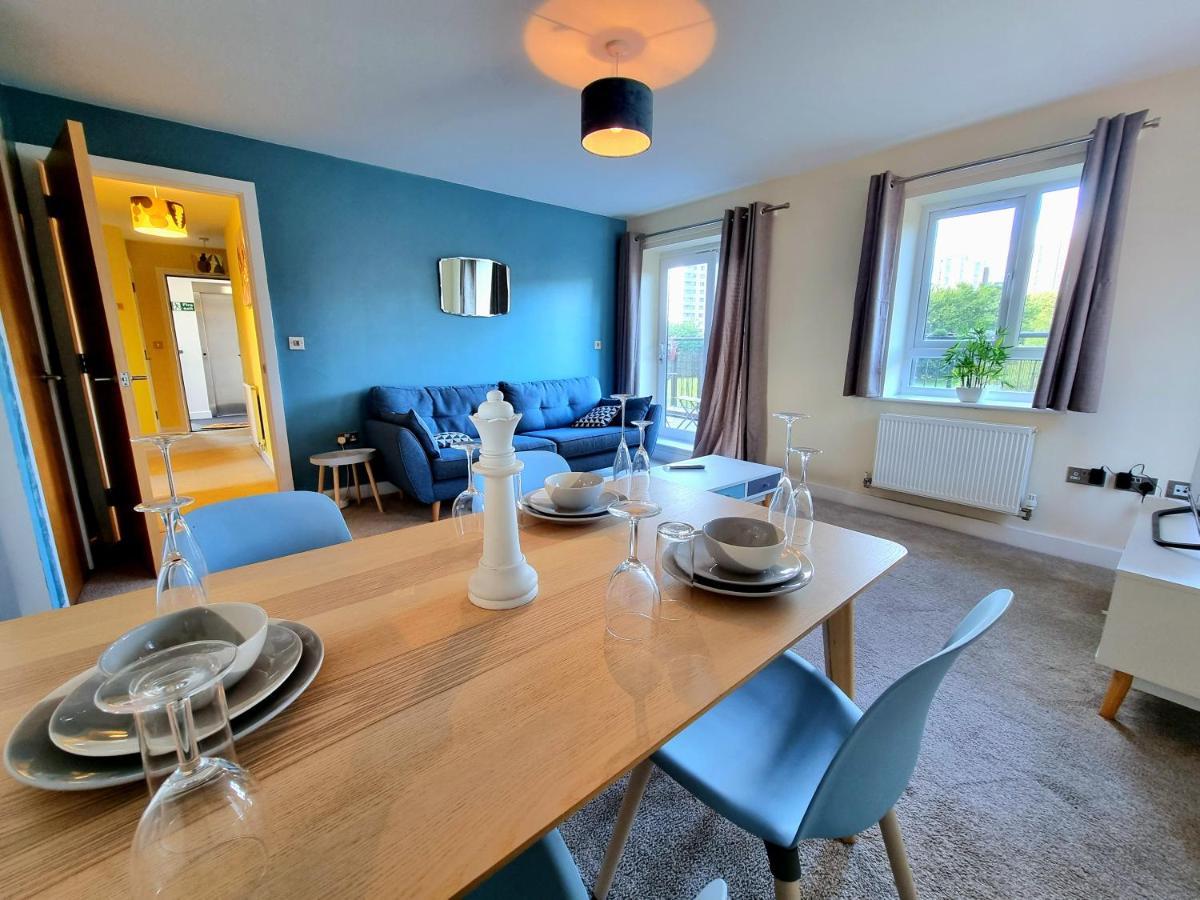 Luxury 2-Bedroom Service Apartment With Balcony Manchester Zewnętrze zdjęcie